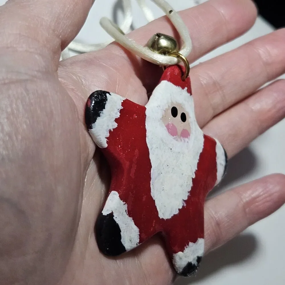 Star Shaped Red And White Santa Pendant Necklace